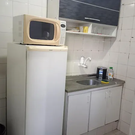 Frente Para O Mar Praia Do Itarare Com Sacada Ampla E Perto De 4 Mercados Capacidade Para Ate 9 Pessoas Check In Ate As 22 Hrs Equivalente A 3 Quartos Perto De Varios Mercados Check In Ate As 22Hrs Sob Condicoes Especiais Andar Alto E Com Gde Confort São Vicente Exterior photo