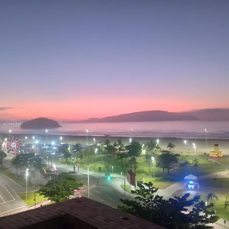 Frente Para O Mar Praia Do Itarare Com Sacada Ampla E Perto De 4 Mercados Capacidade Para Ate 9 Pessoas Check In Ate As 22 Hrs Equivalente A 3 Quartos Perto De Varios Mercados Check In Ate As 22Hrs Sob Condicoes Especiais Andar Alto E Com Gde Confort São Vicente Exterior photo