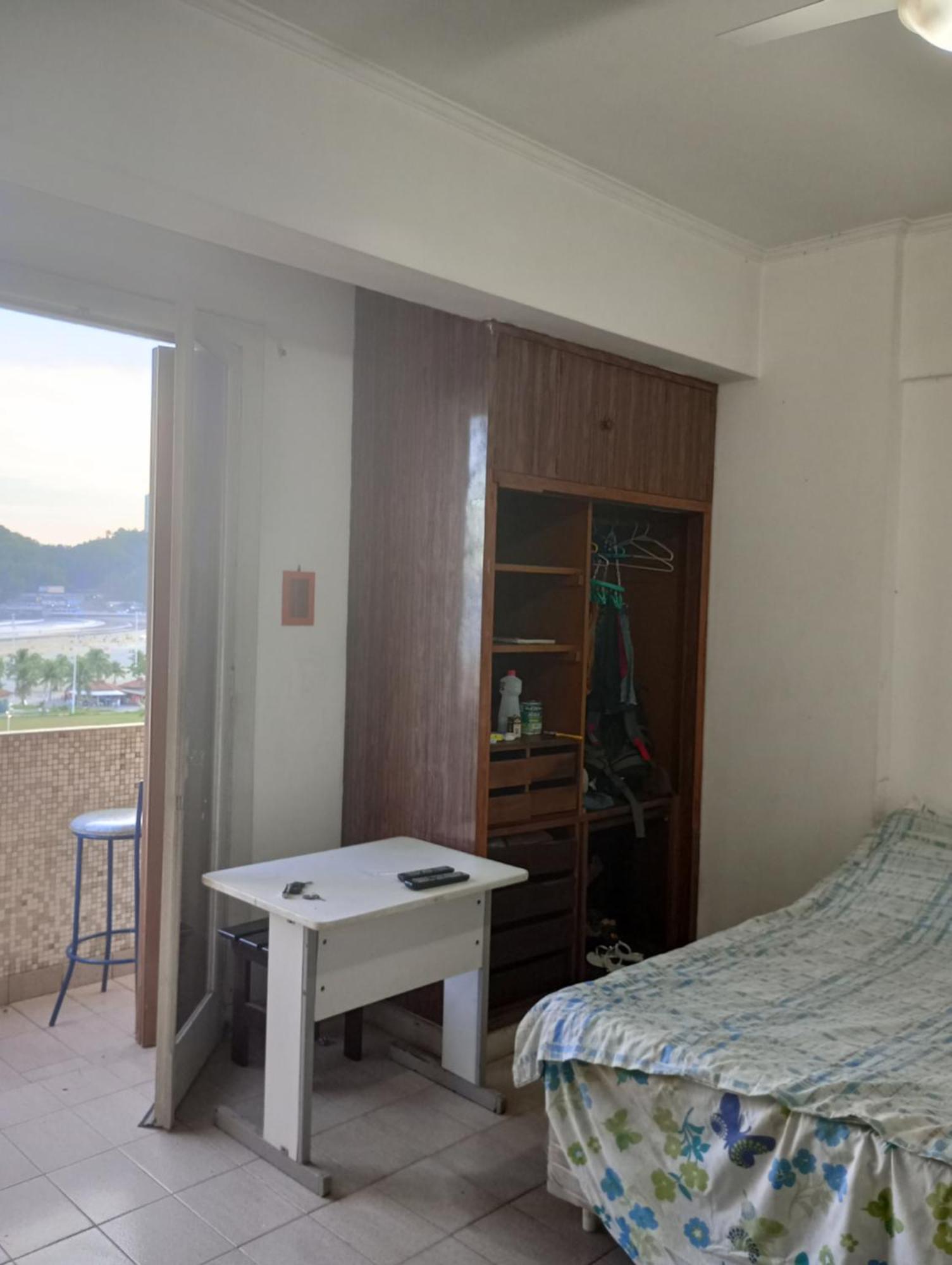 Apartamento Frente O Mar Do Itarare Com Sacada Ampla E Perto De 4 Mercados Capacidade Ate 9 Pessoas Check In Ate As 22 Hrs Equivalente A 3 Quartos Perto De Varios Mercados Check In Ate As 22hrs Sob Condicoes Especiais Andar Alto E Com Gde Confort *