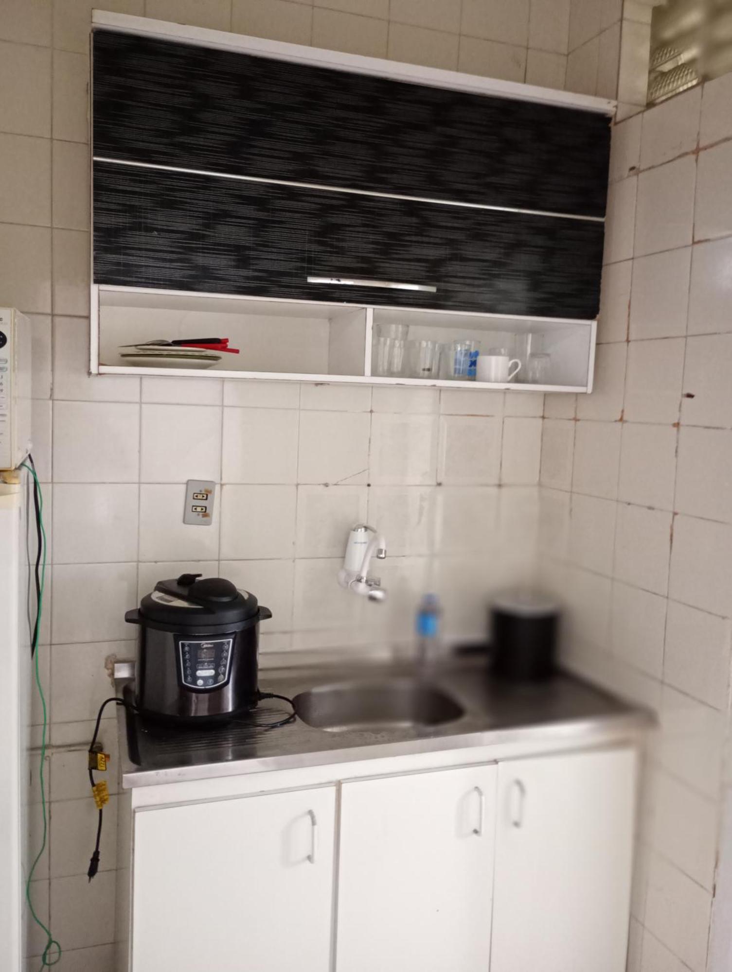Apartamento Frente O Mar Do Itarare Com Sacada Ampla E Perto De 4 Mercados Capacidade Ate 9 Pessoas Check In Ate As 22 Hrs Equivalente A 3 Quartos Perto De Varios Mercados Check In Ate As 22hrs Sob Condicoes Especiais Andar Alto E Com Gde Confort São Vicente